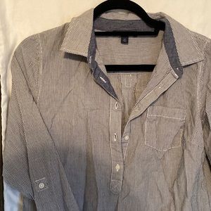 Tommy Hilfiger button up